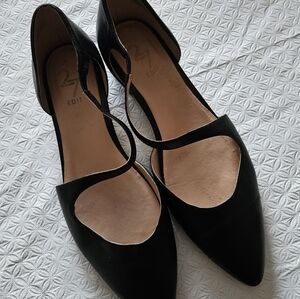 Stylish Black Leather Flats